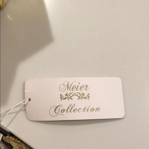 Black and gold prom dress - Picture 6 of 8